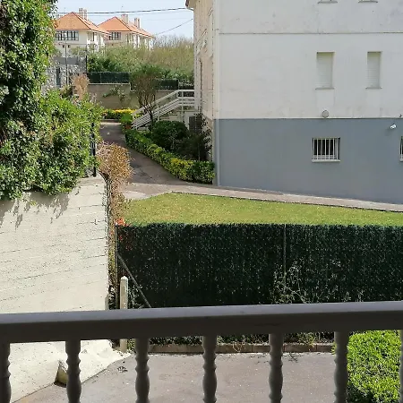 Apartamentos Regollera Premium Con Garaje Noja Exterior photo