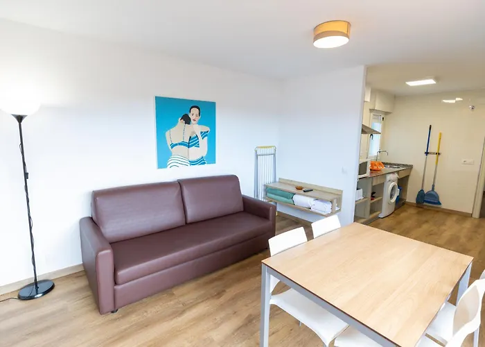 Apartamentos Regollera Premium Con Garaje